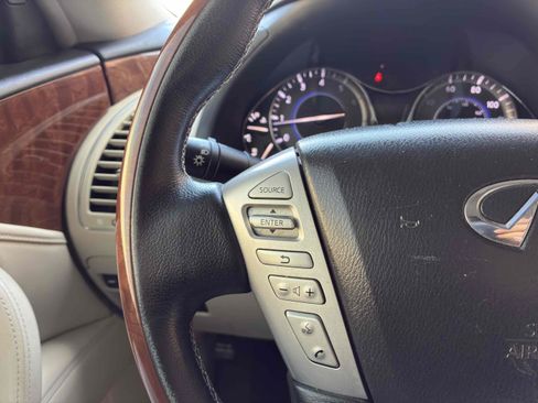 Used 2018 INFINITI QX80 4WD w/ Driver Assistance Package image 21