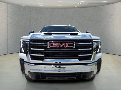 Used 2025 GMC Sierra 2500 SLT w/ SLT Premium Package AWD/4WD image 12