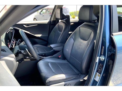 Used 2023 Kia Niro SX Touring FWD image 23