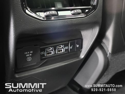 New 2025 Jeep Grand Cherokee Limited w/ Black Appearance Package image 36