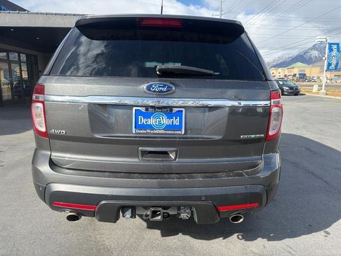 Used 2015 Ford Explorer XLT w/ Equipment Group 202B image 6