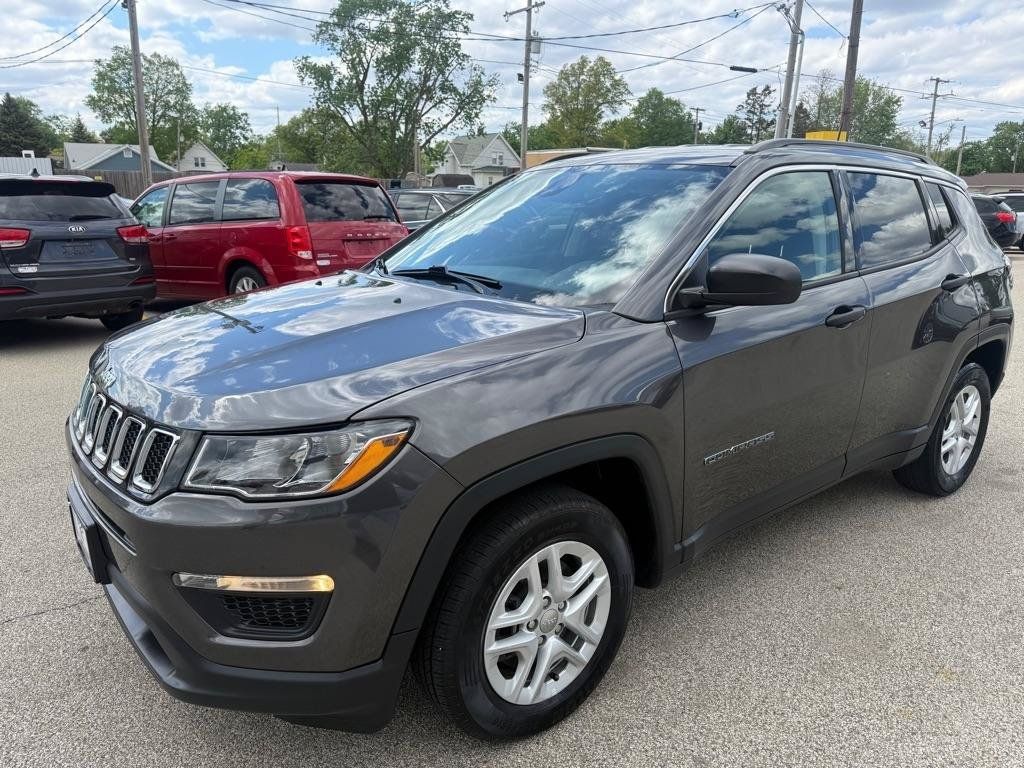 Used 2019 Jeep Compass Sport FWD image 4