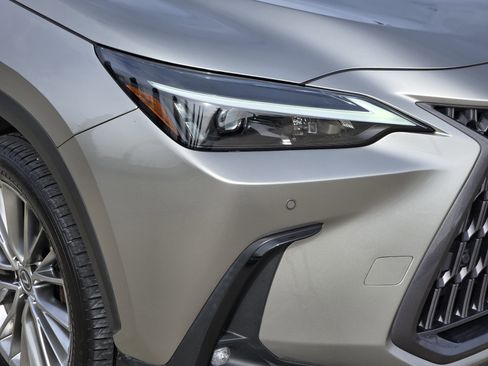 Certified 2022 Lexus NX 350h AWD image 9