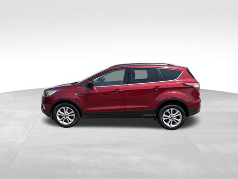 Used 2017 Ford Escape SE w/ Equipment Group 201A AWD/4WD image 5