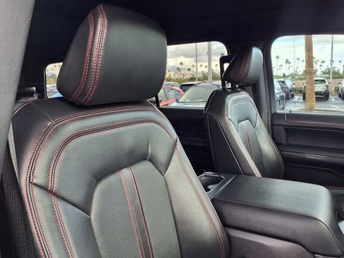 Used 2023 Ford Expedition Limited image 19