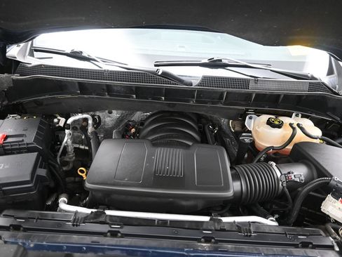 Used 2020 Chevrolet Silverado 1500 LT Trail Boss AWD/4WD image 36