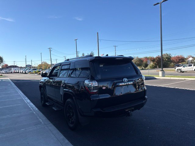 Used 2024 Toyota 4Runner SR5 Premium w/ Moonroof Package AWD/4WD image 5