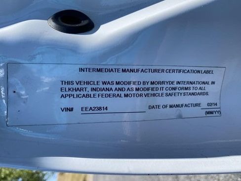 Used 2014 Ford F550 2WD Regular Cab Super Duty image 74