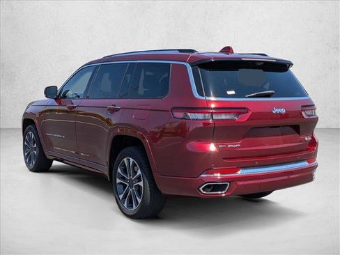 Used 2021 Jeep Grand Cherokee L Overland w/ Luxury Tech Group IV AWD/4WD image 8