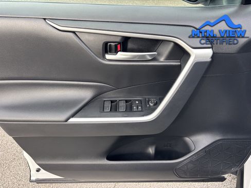 Used 2023 Toyota RAV4 XLE image 14