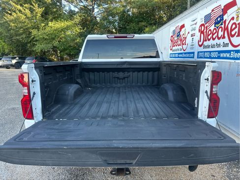 Used 2024 Chevrolet Silverado 2500 LT image 26