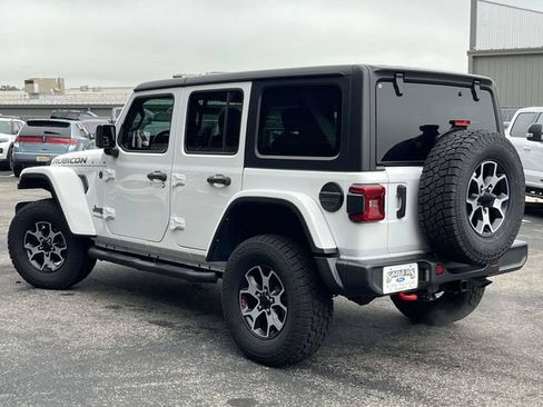 Used 2022 Jeep Wrangler Unlimited Rubicon w/ LED Lighting Group AWD/4WD image 6