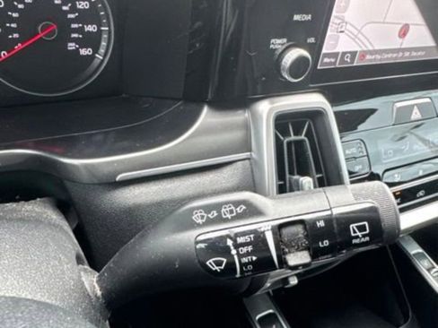 Used 2023 Kia Sorento S w/ Panoramic Sunroof Package FWD image 22