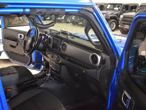 Used 2021 Jeep Gladiator Sport w/ Quick Order Package 24Q 80Th image 35