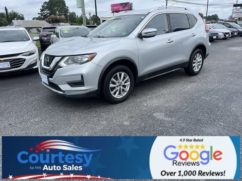 Used 2019 Nissan Rogue SV image 3