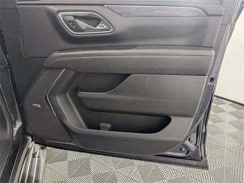 Used 2023 GMC Yukon SLT image 37