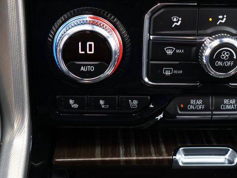 Used 2024 GMC Yukon XL Denali w/ Max Trailering Package image 34