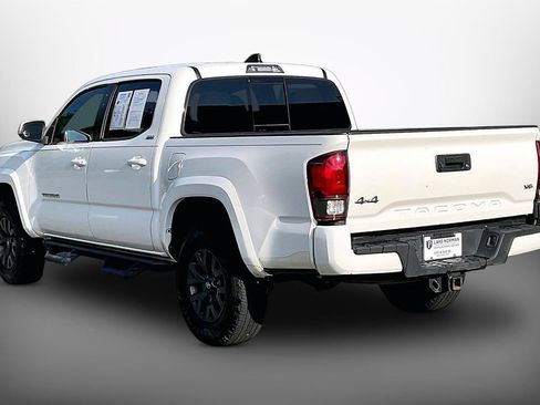 Used 2023 Toyota Tacoma SR5 w/ Technology Package AWD/4WD image 6