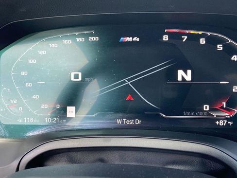 Used 2021 BMW M4 Coupe RWD image 7