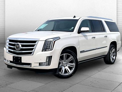 Used 2015 Cadillac Escalade ESV Premium AWD/4WD image 10