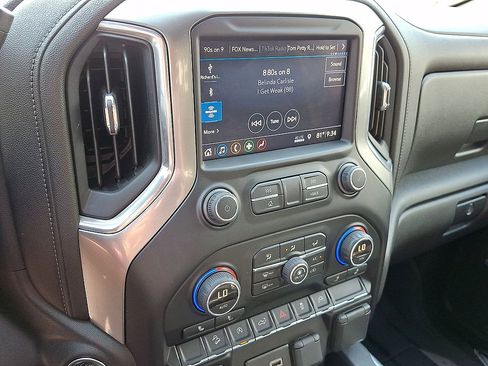 Certified 2019 Chevrolet Silverado 1500 RST AWD/4WD image 14