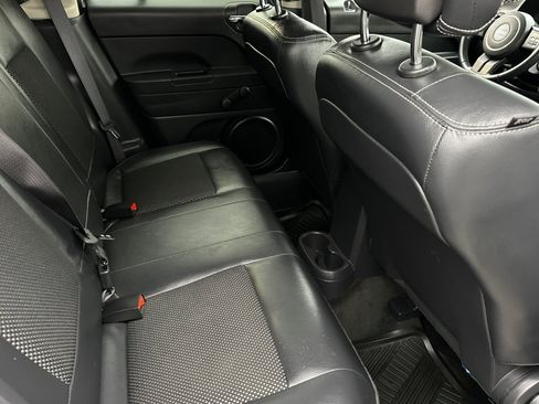 Used 2016 Jeep Patriot Sport image 18