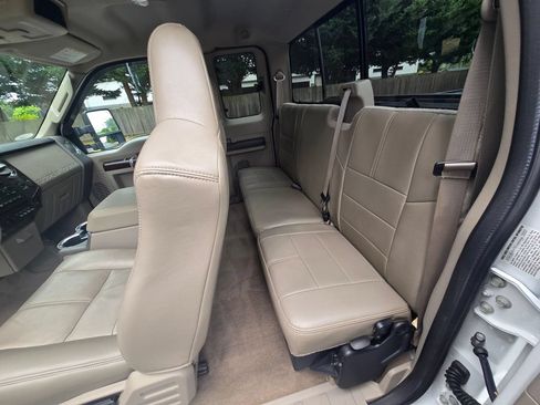 Used 2008 Ford F350 Lariat RWD image 25
