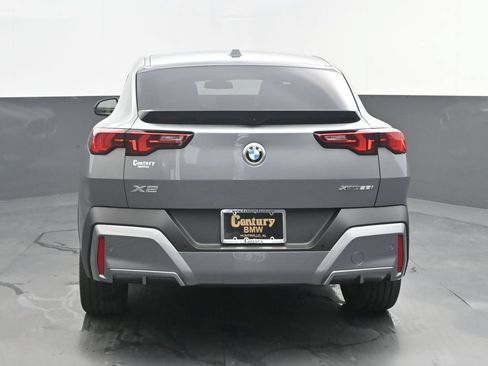 New 2026 BMW X2 xDrive28i w/ Convenience Package AWD/4WD image 6