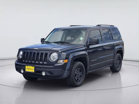 Used 2015 Jeep Patriot Sport w/ Power Value Group FWD image 1
