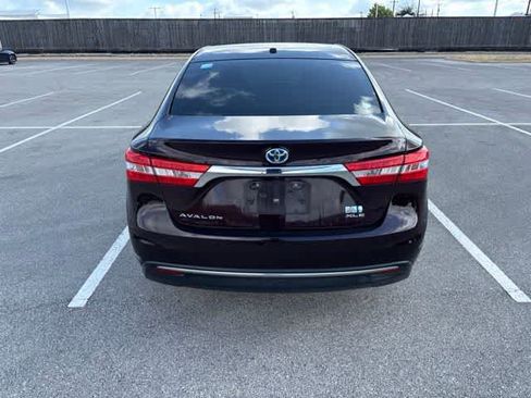 Used 2014 Toyota Avalon XLE Touring FWD image 4