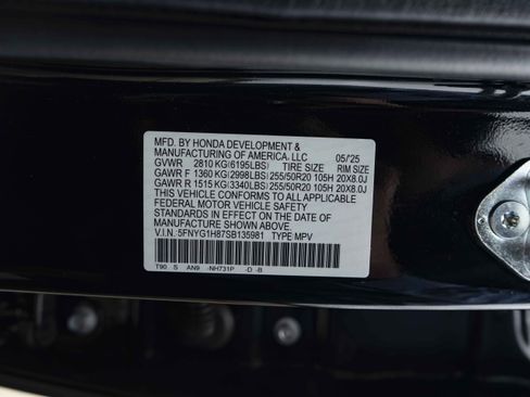 Used 2025 Honda Pilot Elite image 49