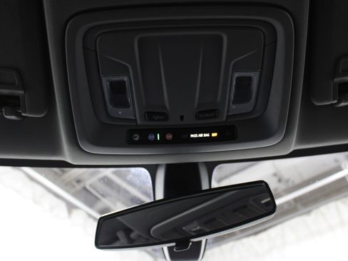 Used 2021 Chevrolet Silverado 1500 RST image 18