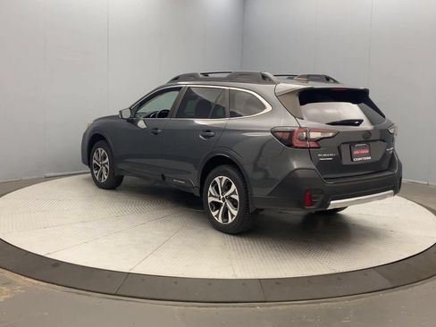 Used 2021 Subaru Outback Limited XT AWD/4WD image 3