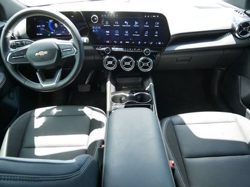 Used 2024 Chevrolet Blazer EV LT AWD/4WD image 6