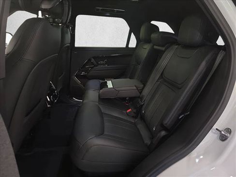 New 2026 Land Rover Range Rover Sport Dynamic SE AWD/4WD image 14
