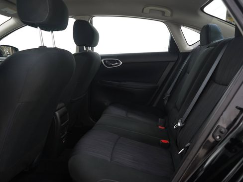 Used 2019 Nissan Sentra SV FWD image 13