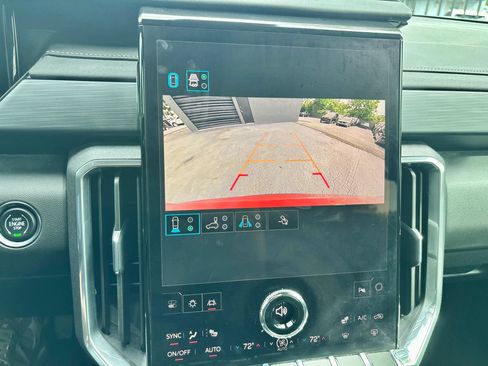 Used 2026 GMC Acadia Elevation w/ Super Cruise Package FWD image 22