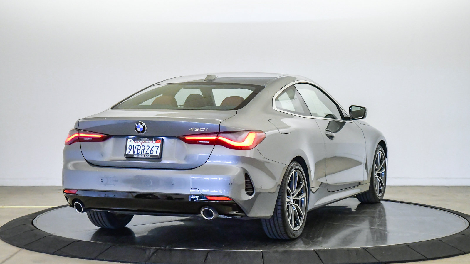 Used 2026 BMW 430i Coupe w/ Parking Assistance Package RWD image 5