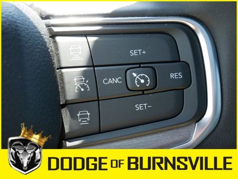 Used 2024 Jeep Wagoneer Series II w/ Convenience Group I AWD/4WD image 28