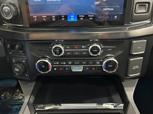 New 2027 Ford F250 Lariat w/ Black Appearance Package AWD/4WD image 25