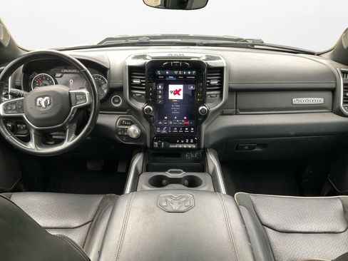 Used 2022 RAM 1500 Laramie AWD/4WD image 10