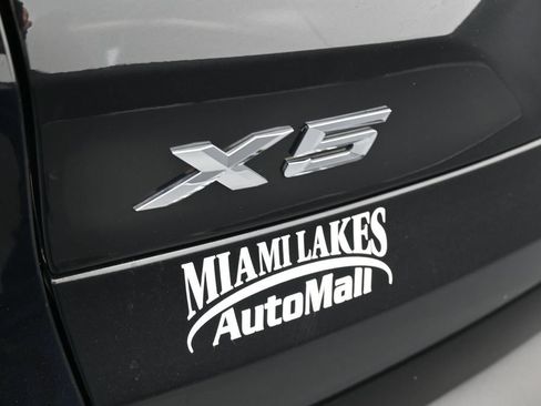 Used 2025 BMW X5 xDrive50e AWD/4WD image 44