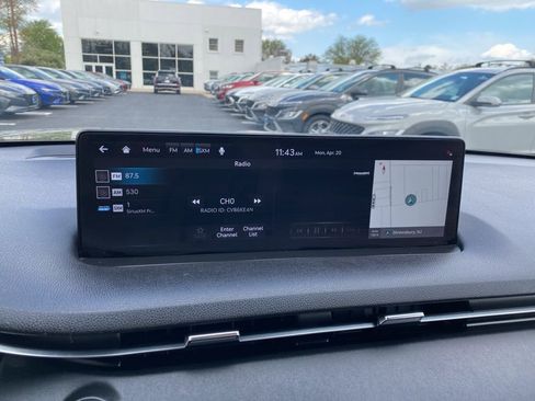 Used 2024 Genesis GV70 2.5T w/ Advanced Package AWD/4WD image 18
