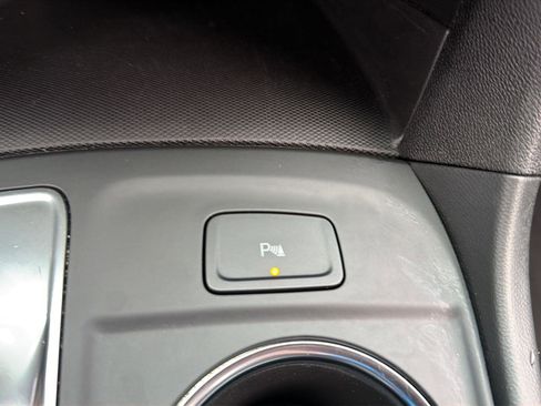 Used 2024 Chevrolet Equinox LT image 12