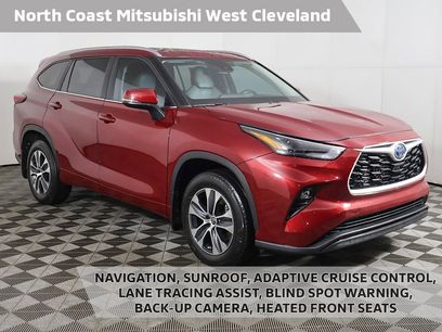 Used 2023 Toyota Highlander XLE