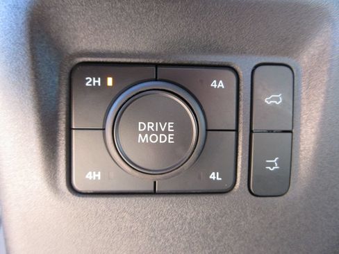 Certified 2025 Ford Expedition Max Active AWD/4WD image 17