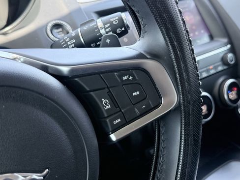 Used 2020 Jaguar E-PACE SE AWD/4WD image 61