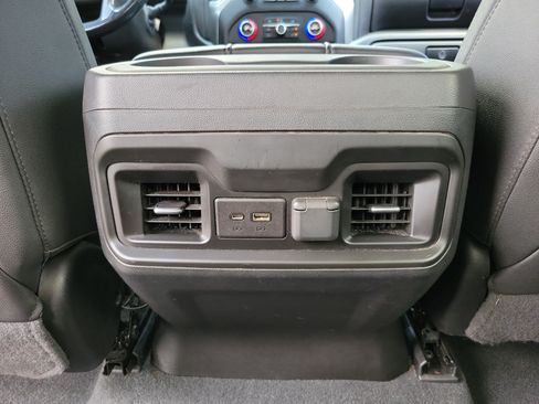 Used 2021 Chevrolet Silverado 1500 RST w/ Convenience Package II AWD/4WD image 10