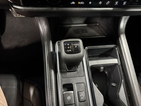 Certified 2023 Nissan Pathfinder Platinum AWD/4WD image 26
