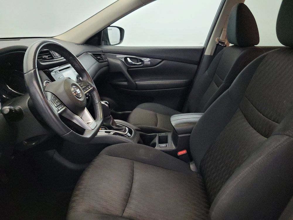 Used 2017 Nissan Rogue SV AWD/4WD image 17